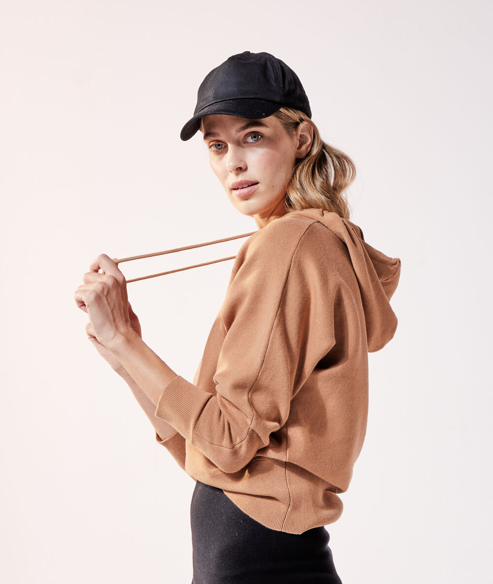 Sudadera con capucha c.camel claro.