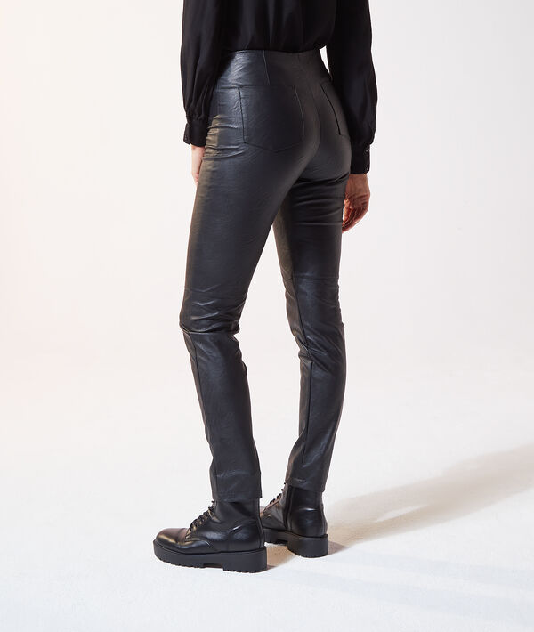 Pantalón efecto piel Pantalón efecto piel