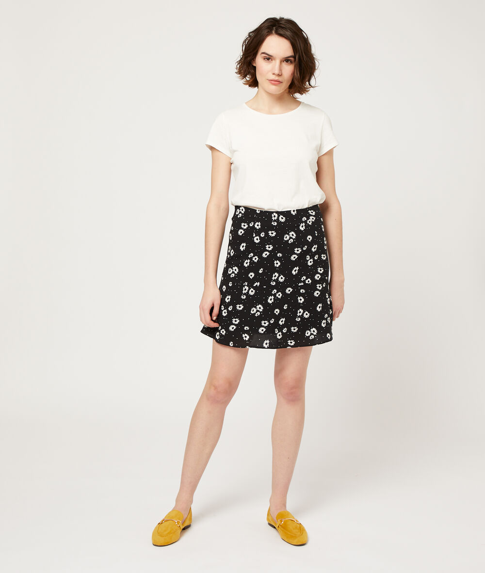 Falda patinadora floral negro.