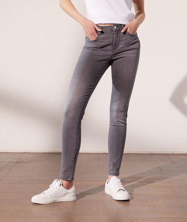 Pantalón vaquero efecto push up Pantalón vaquero efecto push up