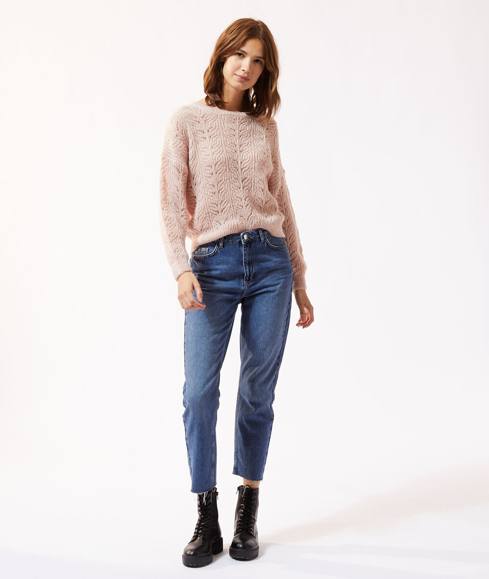 Pull maille pointelle beige rose.