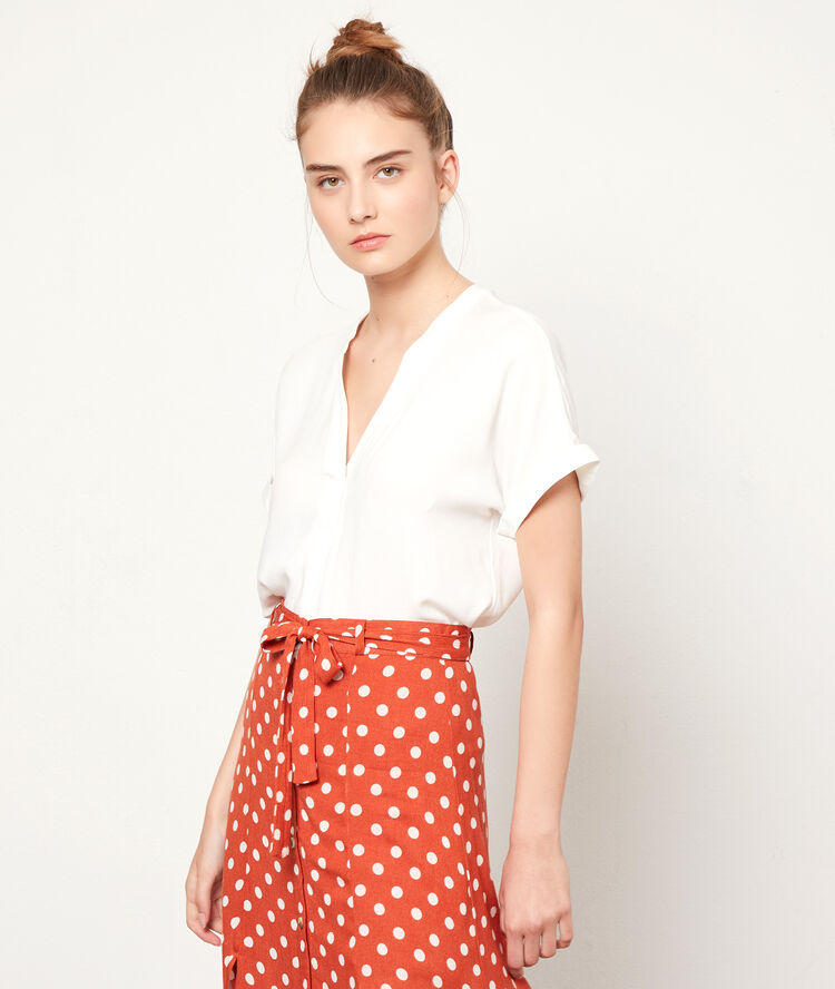 Camisa lisa blanco.