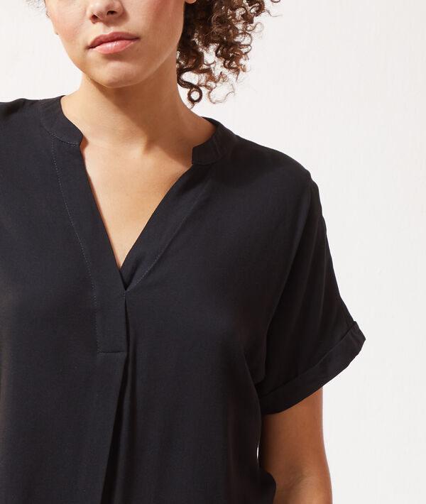 Blusa cuello tunecino Blusa cuello tunecino