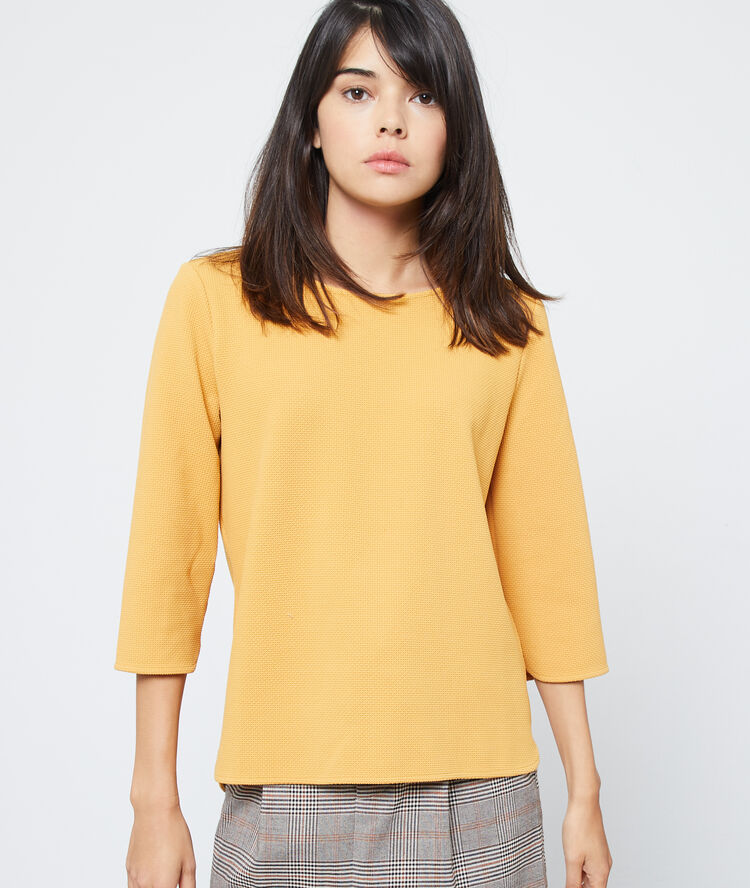 Sudadera cuello redondo ocre.