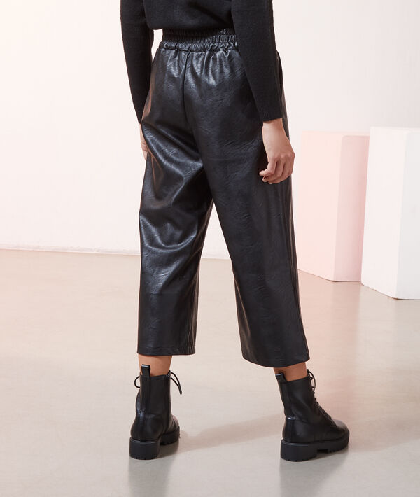 Pantalón 7/8, efecto piel Pantalón 7/8, efecto piel