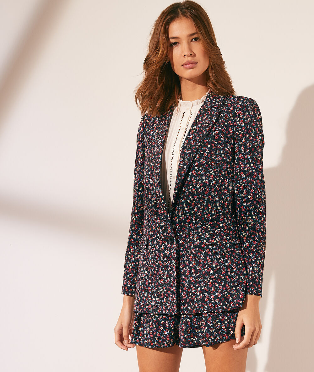 Blazer estampado floral negro.