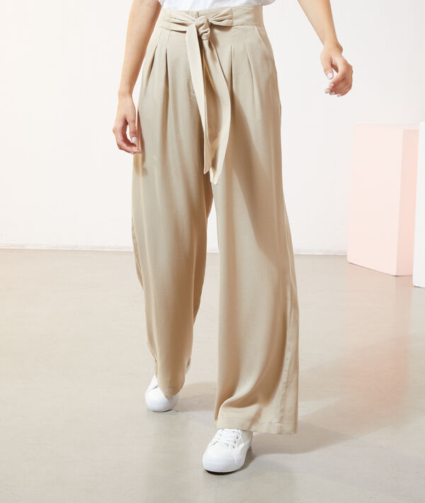Pantalón ancho Pantalón ancho