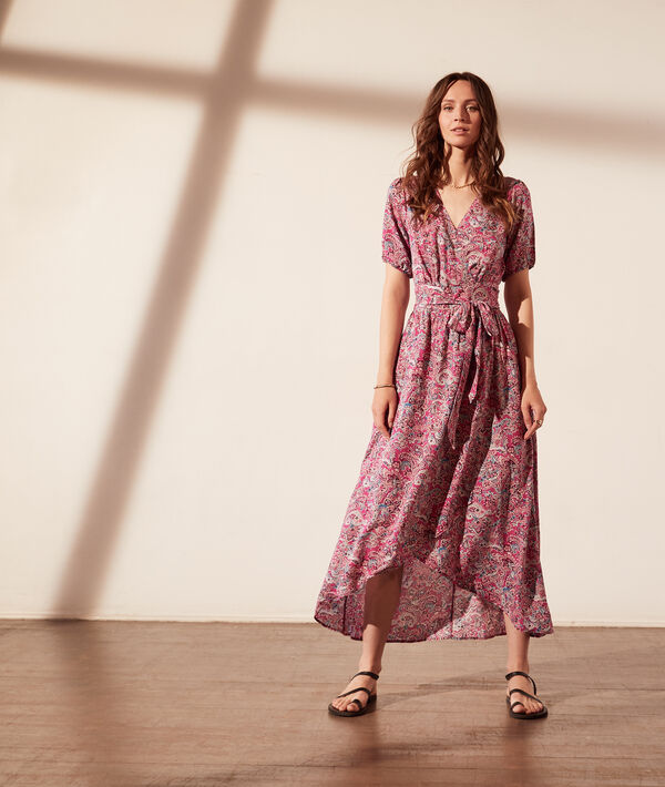 Vestido largo con cinturón y estampado floral Vestido largo con cinturón y estampado floral