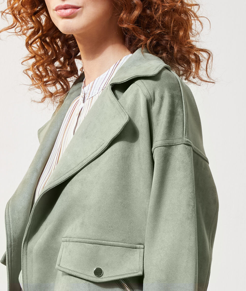 Chaqueta tipo biker, efecto ante caqui.