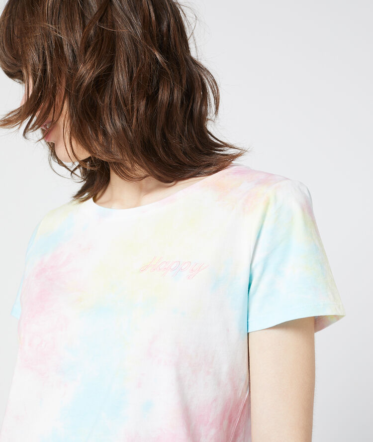 Camiseta estampada tie-dye rosa.