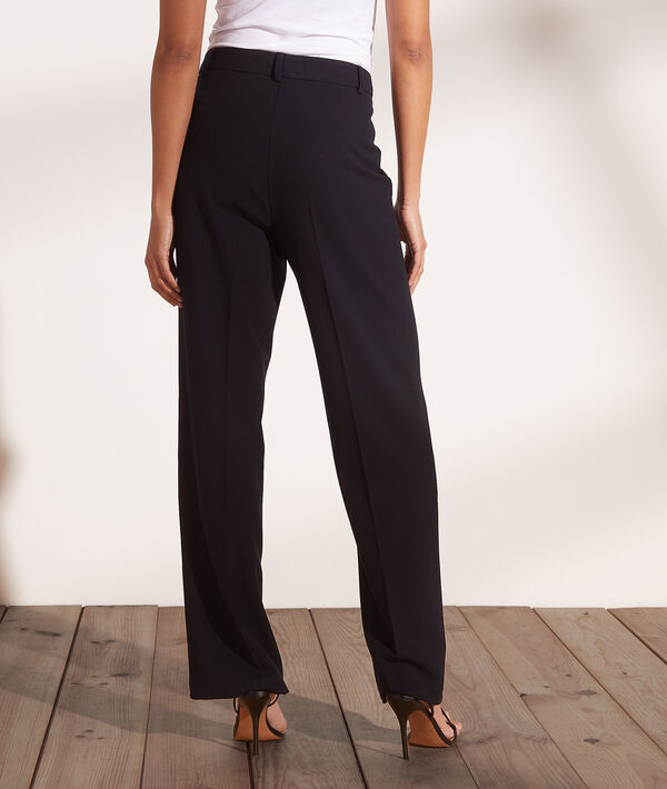 Pantalón de pinzas ancho Pantalón de pinzas ancho