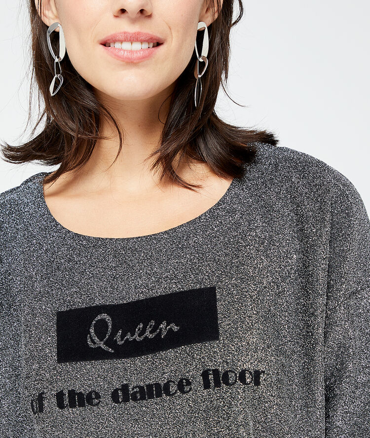 Camiseta plateada ‘queen of the dancefloor’ plata.