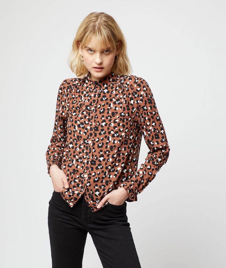 Camisa estampado leopardo tierra.