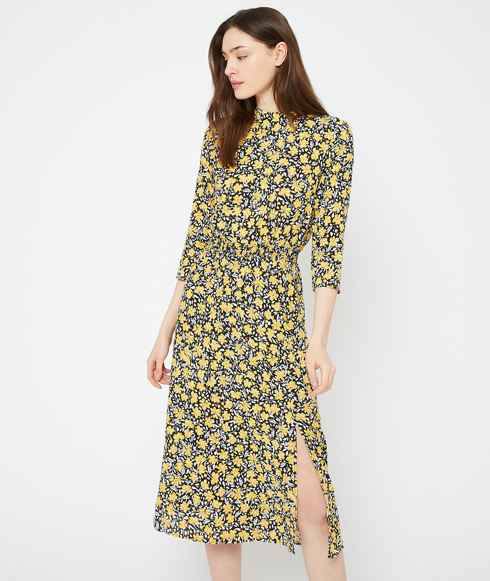 Vestido largo estampado floral negro.