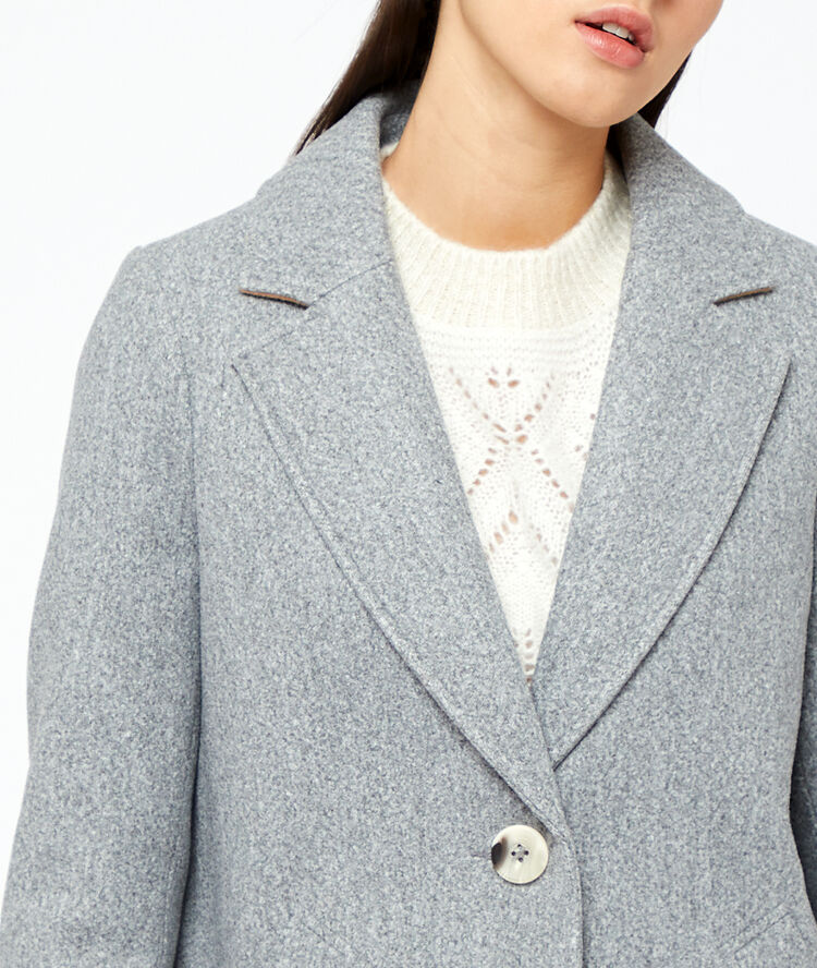 Manteau droit anthracite.