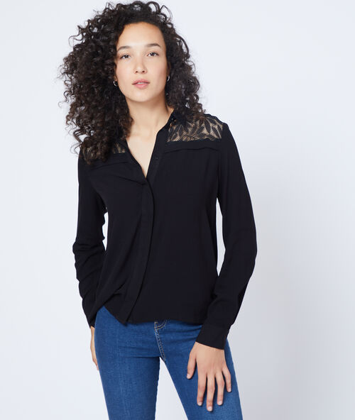 Camisa de encaje de hojas negro.