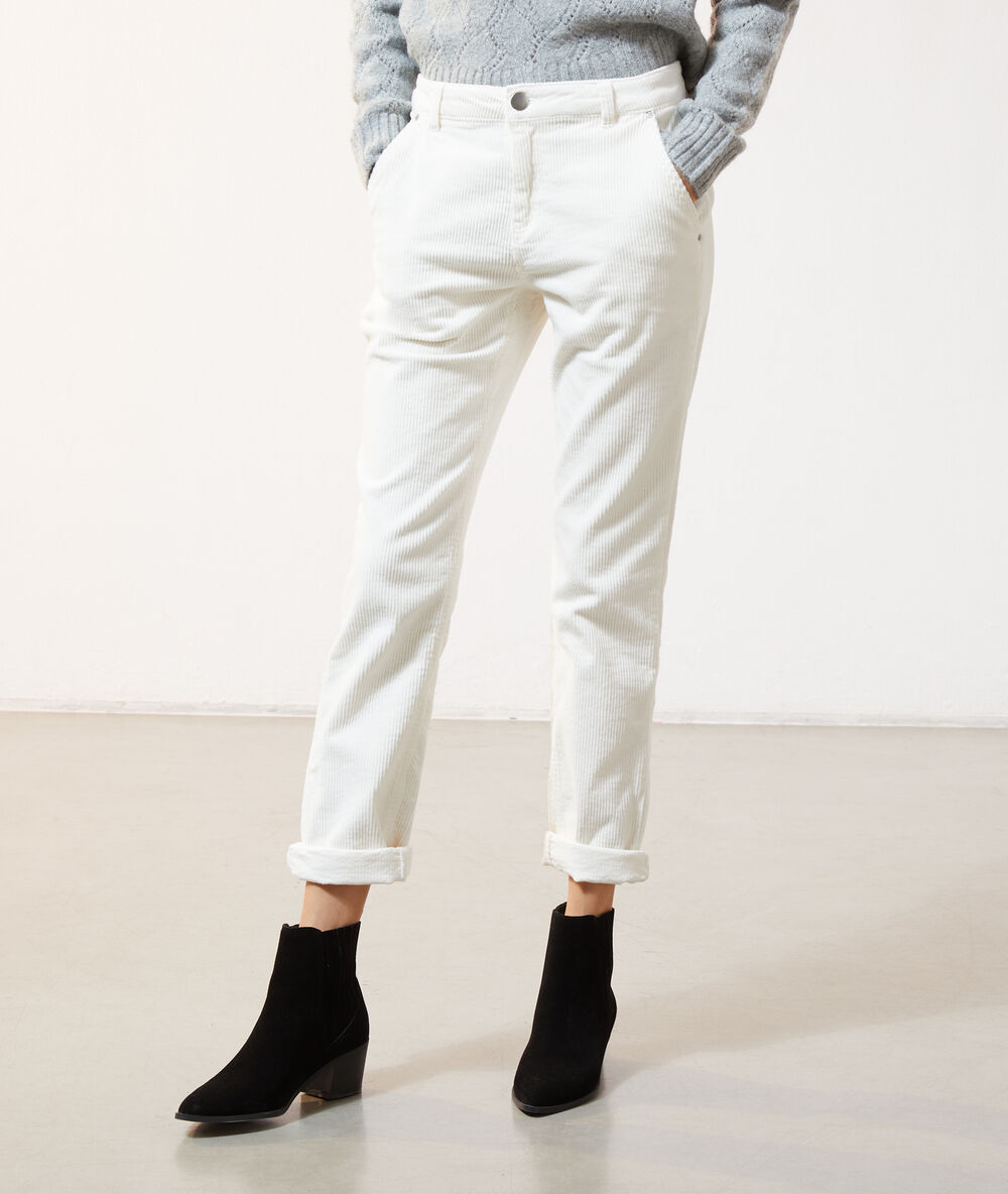 Pantalones de pana aterciopelados crudo.
