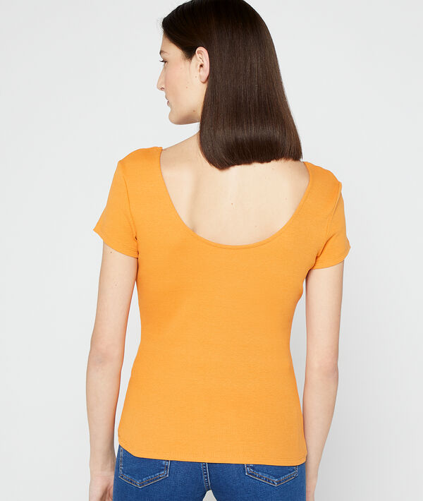 Camiseta abotonada de algodón orgánico Camiseta abotonada de algodón orgánico