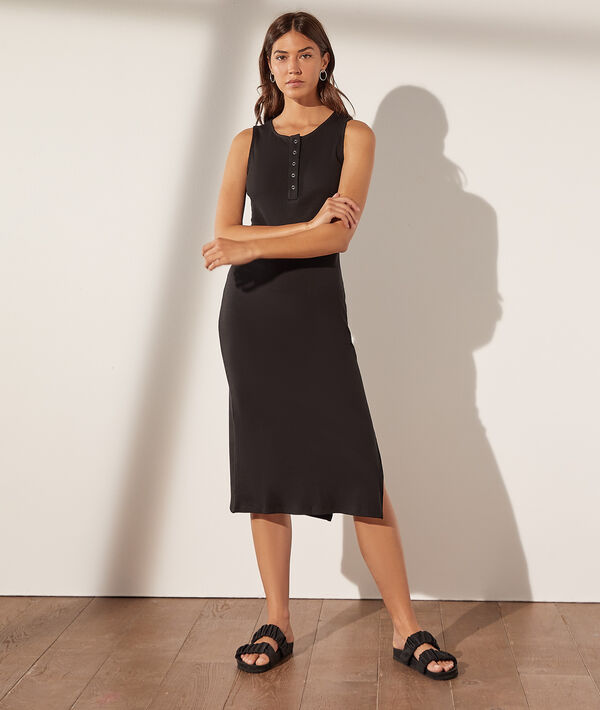 Vestido midi tejido canalé Vestido midi tejido canalé