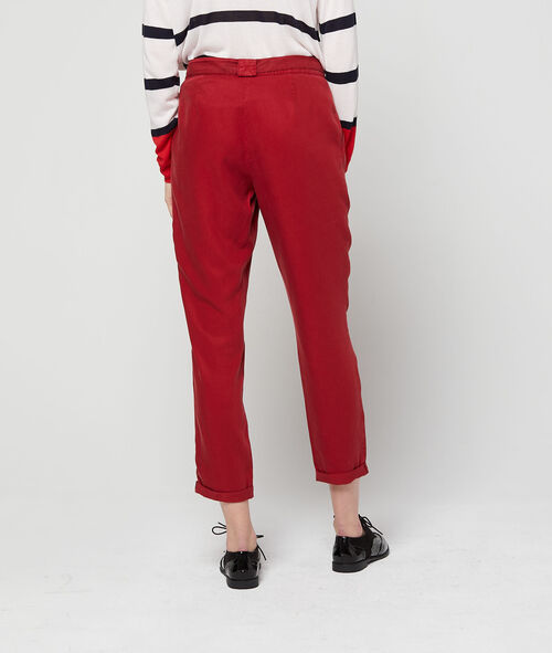 Pantalón con cinturón de Tencel Pantalón con cinturón de Tencel