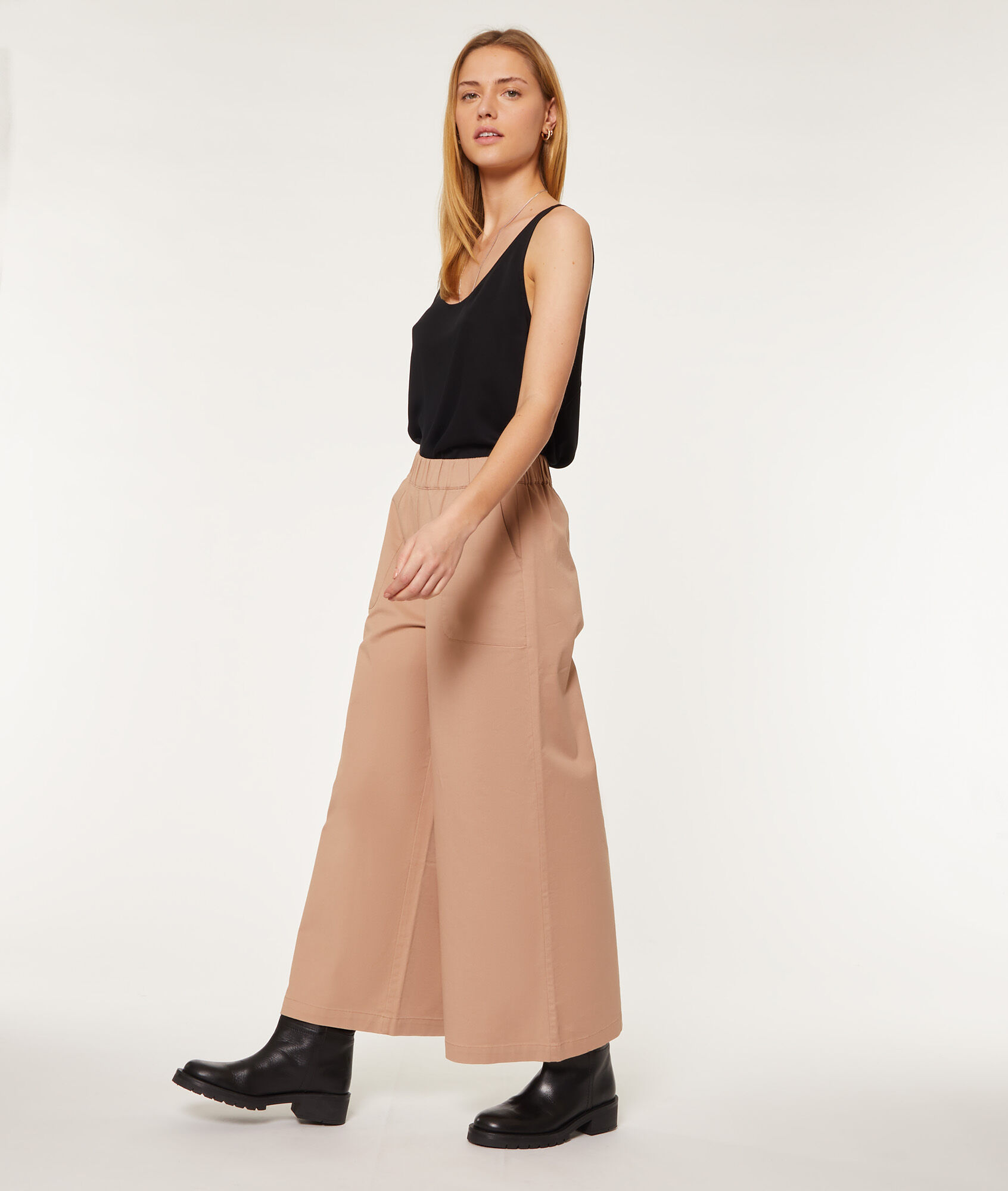 Pantalón tejido ancho - Camel — BAS | Basic \u0026 Simple