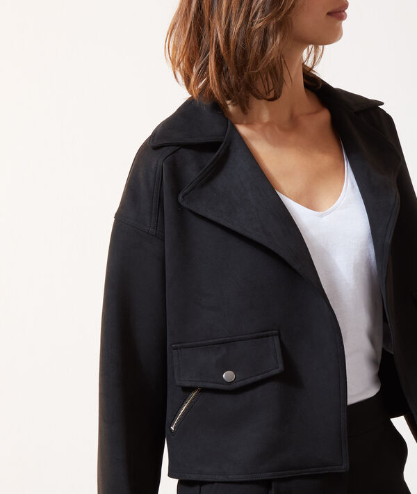 Chaqueta tipo biker, efecto ante Chaqueta tipo biker, efecto ante