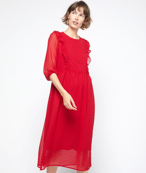 Vestido largo de plumetis rojo.