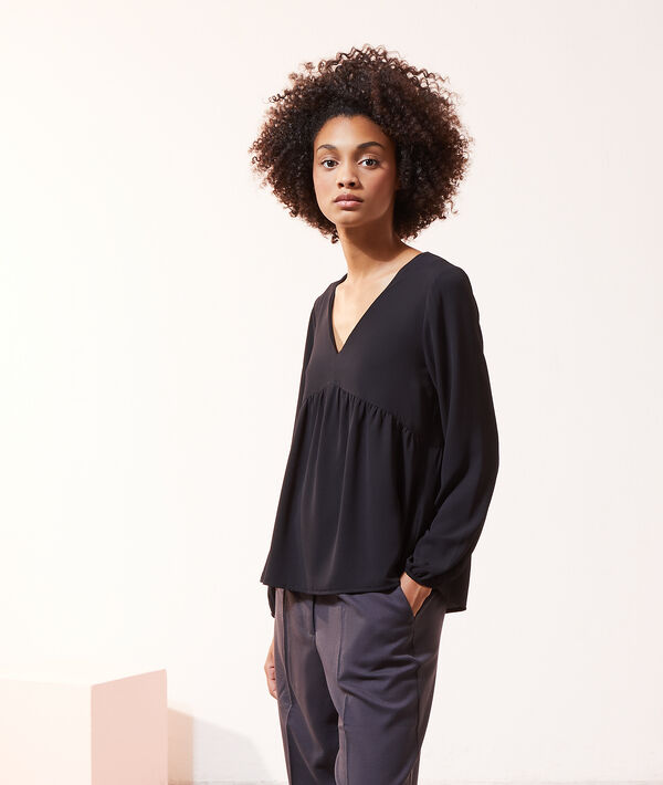 Blusa vaporosa 2 en 1 con top integrado Blusa vaporosa 2 en 1 con top integrado