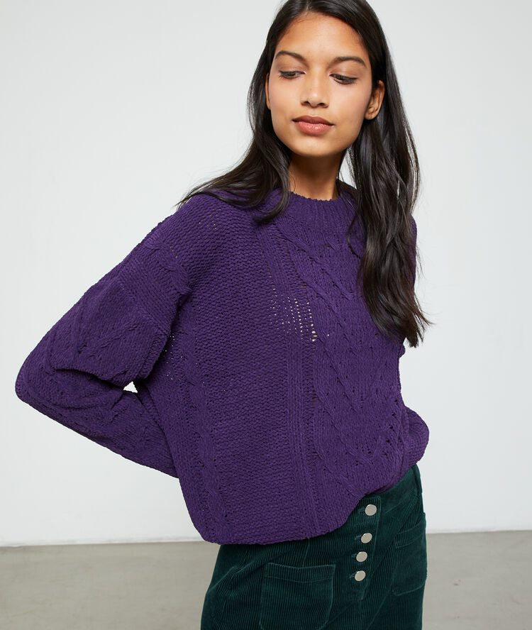 Jersey de punto cruzado violeta.