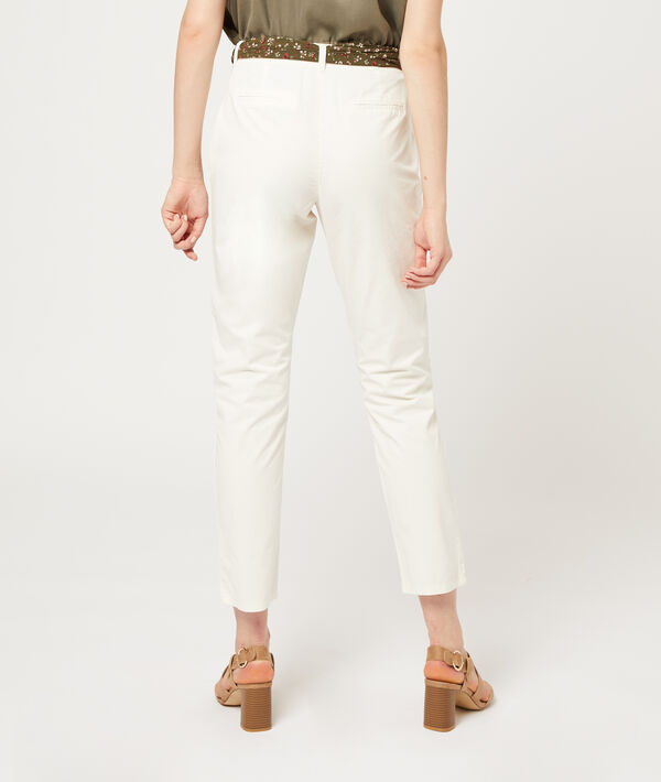 Pantalón recto con cinturón pañuelo Pantalón recto con cinturón pañuelo