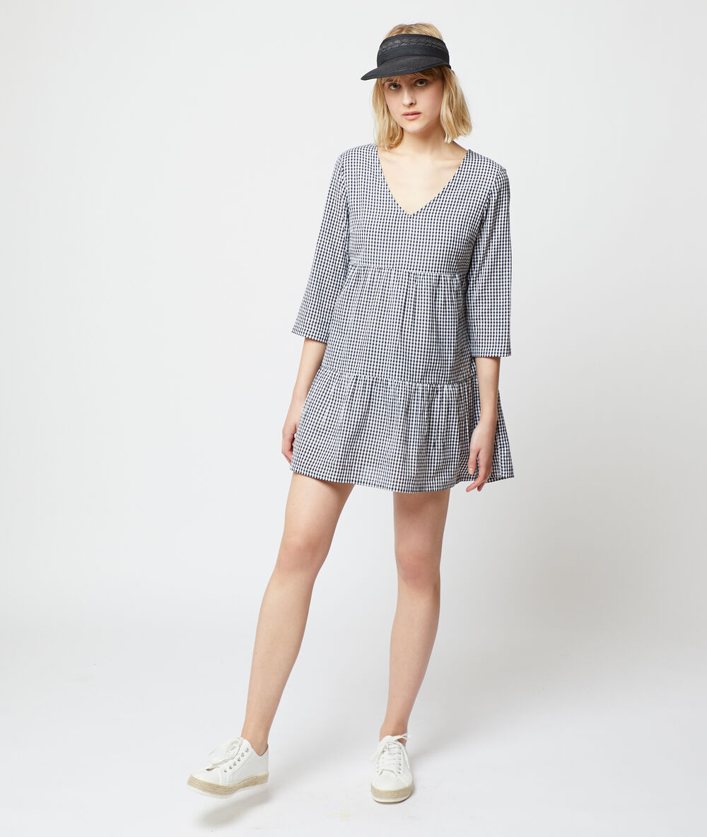 Vestido estampado vichy negro.