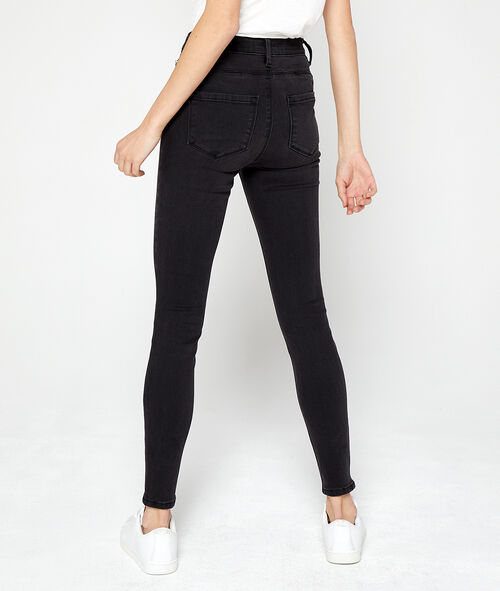 Pantalón vaquero pitillo Pantalón vaquero pitillo