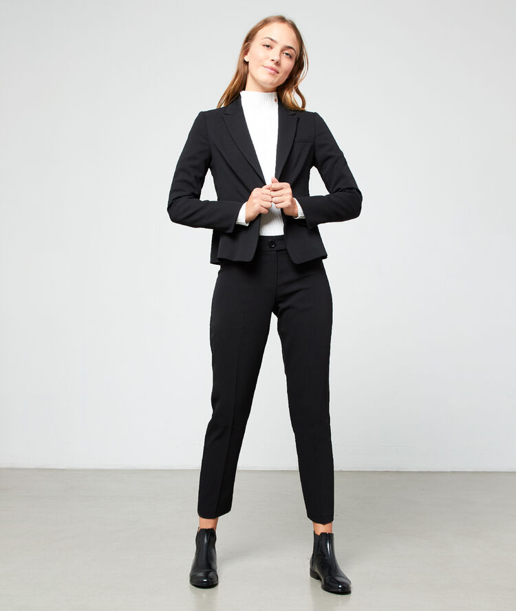 Pantalón alto de pinza negro.