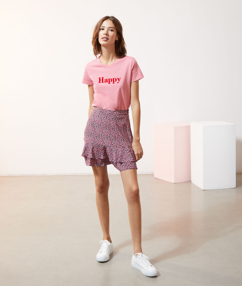 Camiseta ‘happy' rosa chicle.