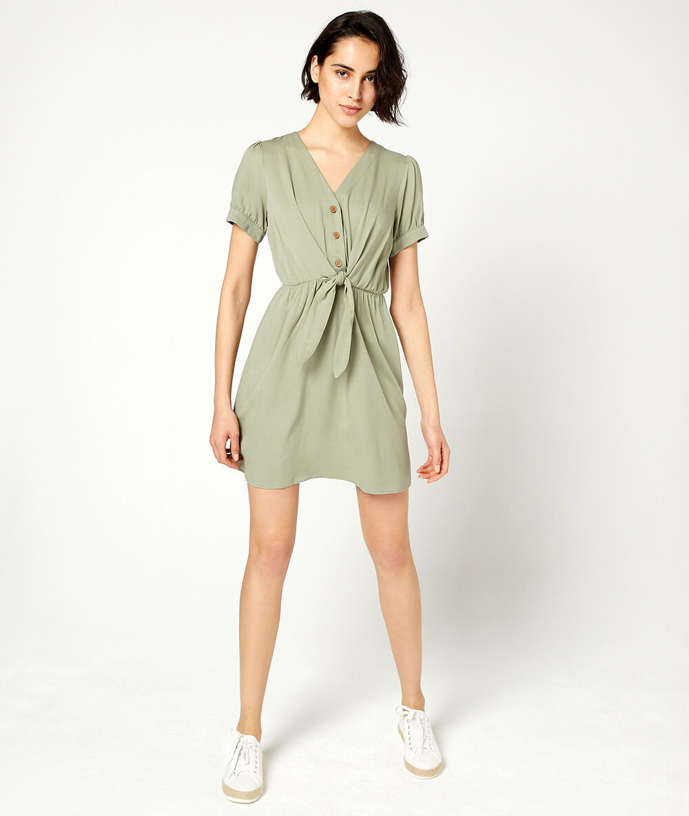 Vestido vaporoso anudado caqui.