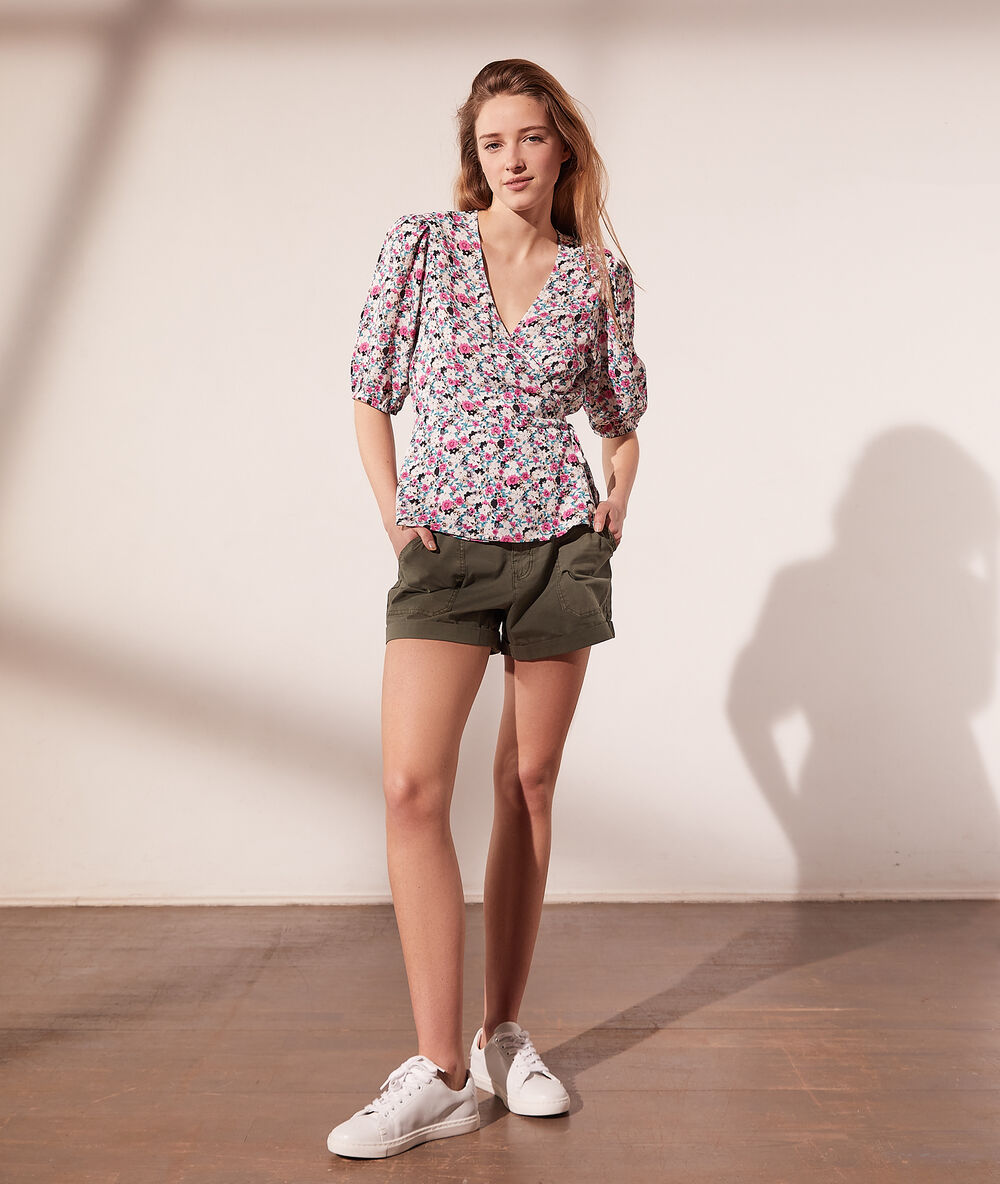 Top escote cruzado estampado floral c.beige.