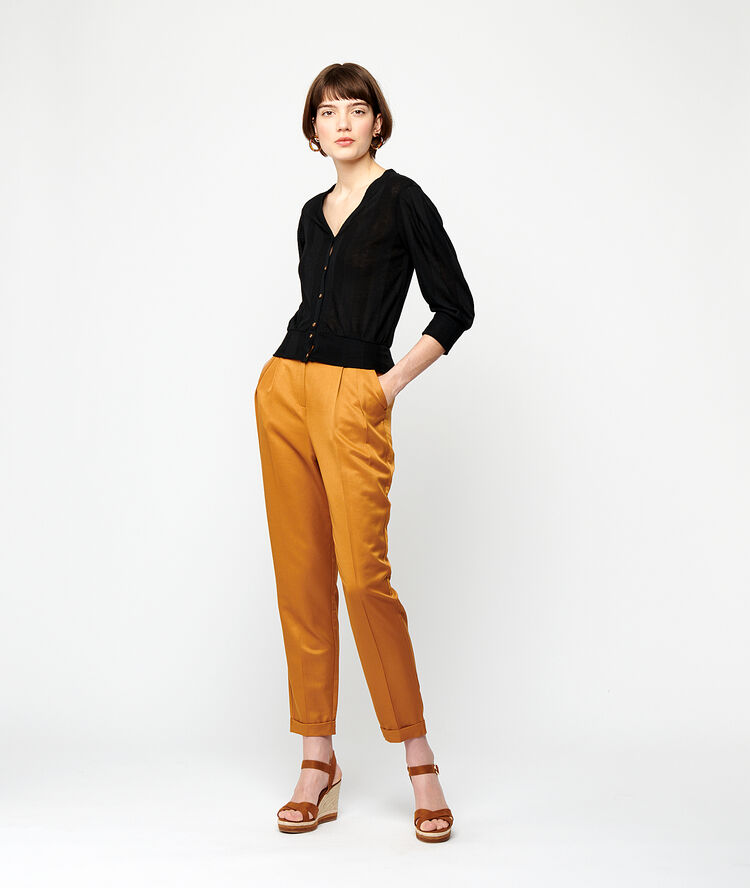 Pantalón de talle alto ámbar.