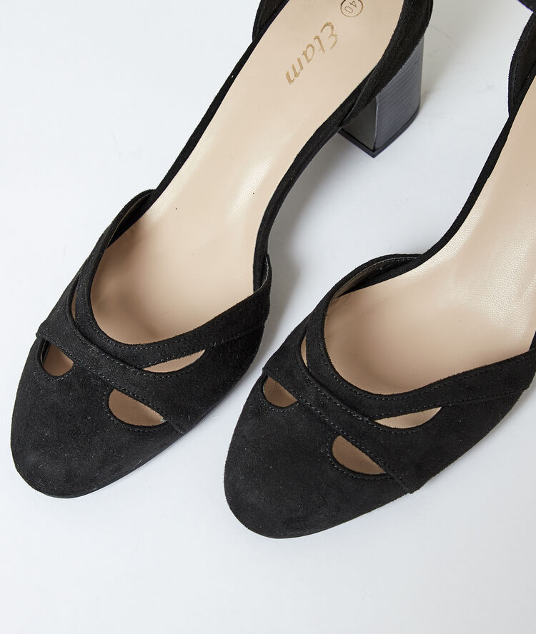 Sandalias de talón efecto ante negro.