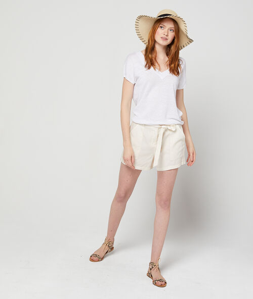 Pantalón corto con cinturón de tencel c.beige.