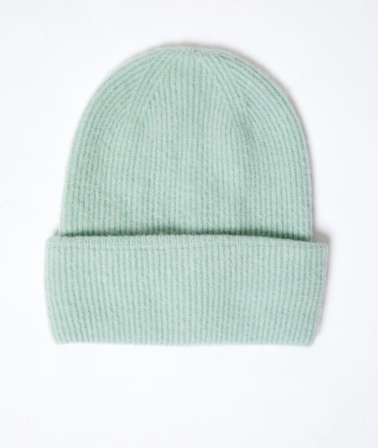Gorro acanalado liso verde.
