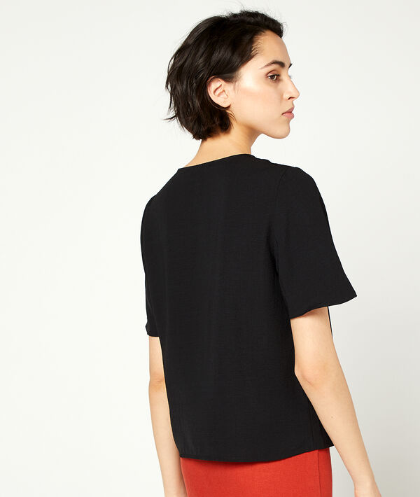 Blusa lisa con botones Blusa lisa con botones