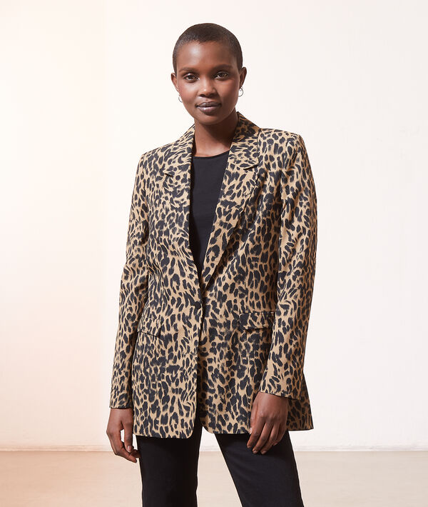 Americana entallada estampado leopardo Americana entallada estampado leopardo