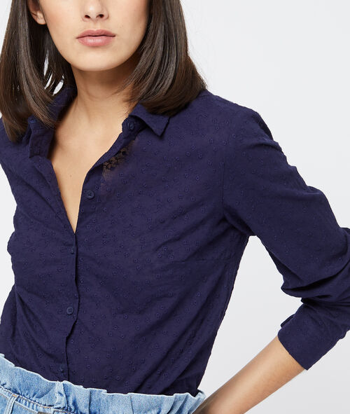 Camisa texturizada con flores 100% algodón Camisa texturizada con flores 100% algodón