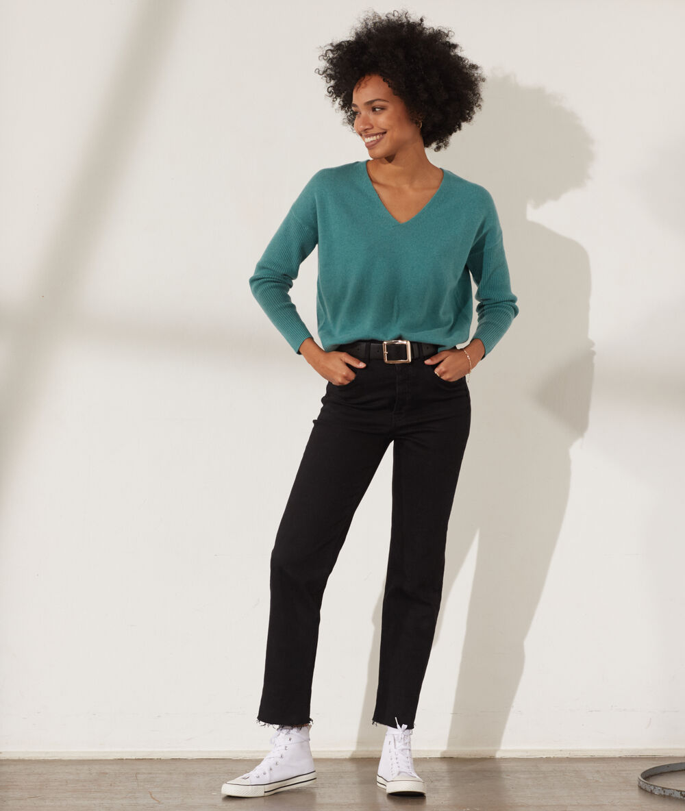 Jersey de lana y cachemir, escote en v verde.