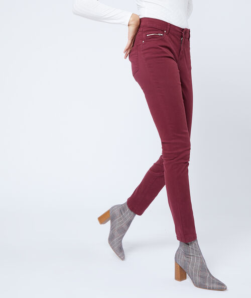 Pantalón ajustado de algodón burdeos.