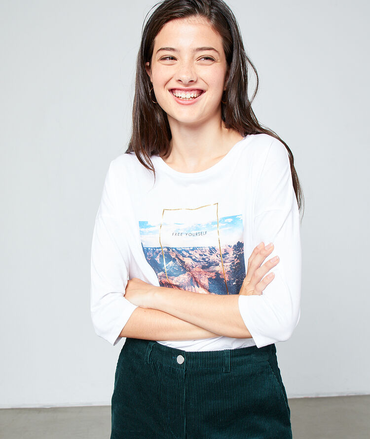 Camiseta serigrafiada de algodón bio blanco.