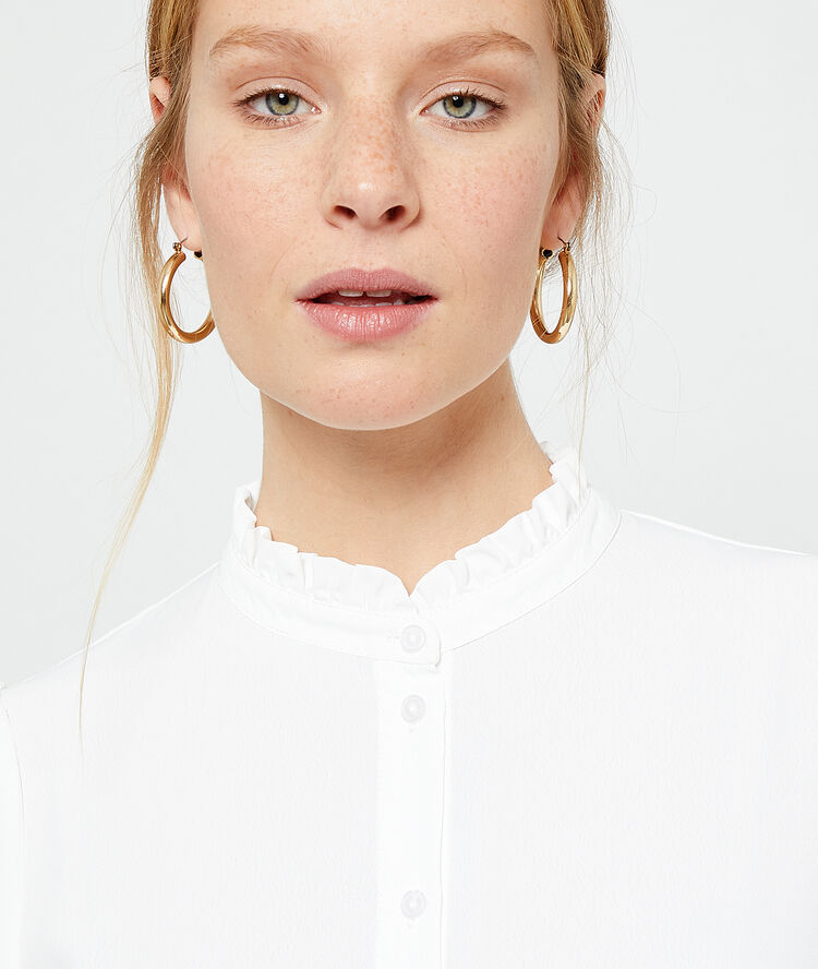 Camisa cuello con volantes crudo.