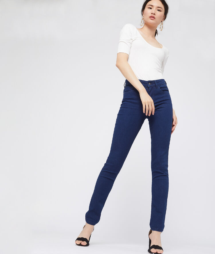 Vaquero ajustado denim.