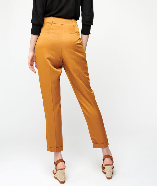 Pantalón de talle alto Pantalón de talle alto