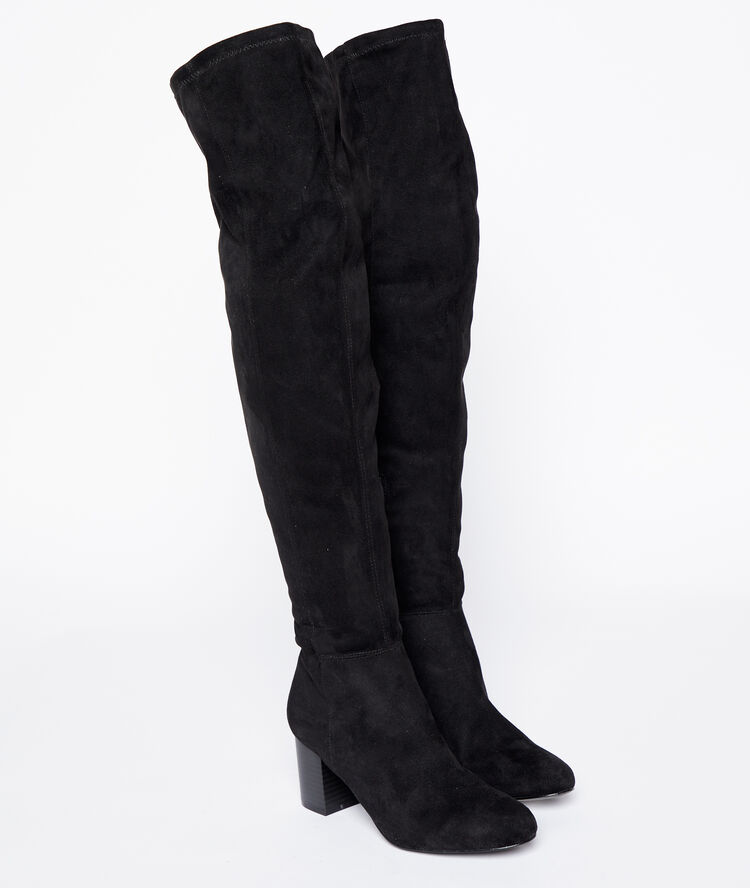 Botas altas de talón efecto ante negro.